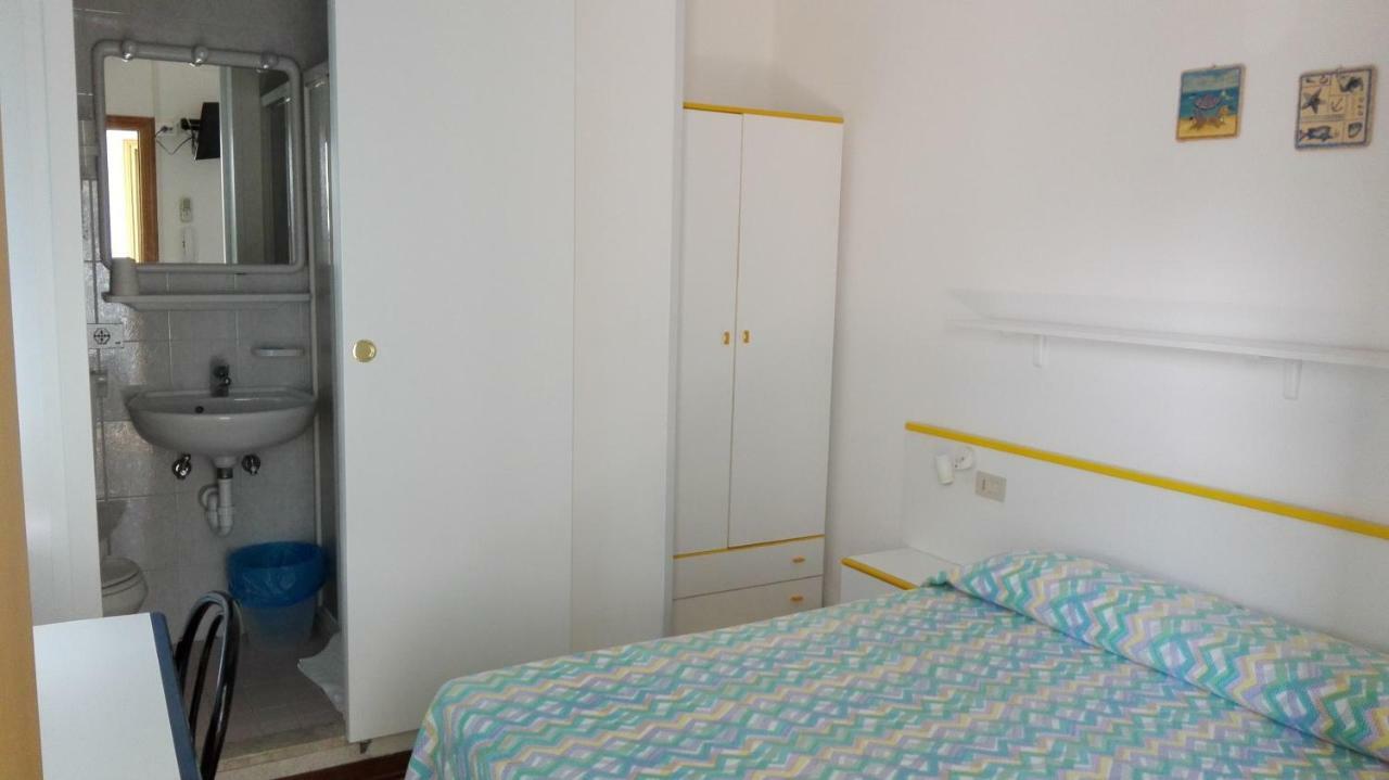 Albergo Elena Garni Caorle Kültér fotó