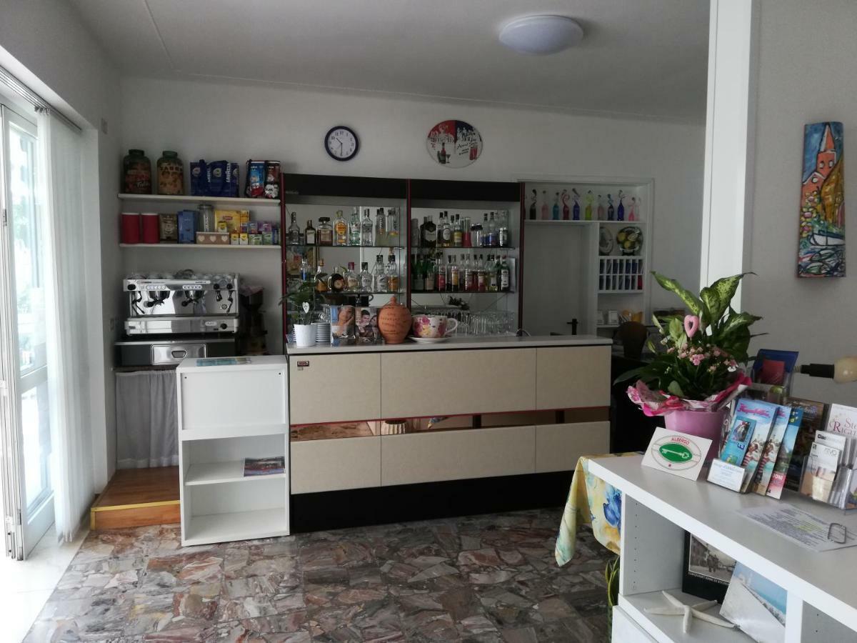 Albergo Elena Garni Caorle Kültér fotó