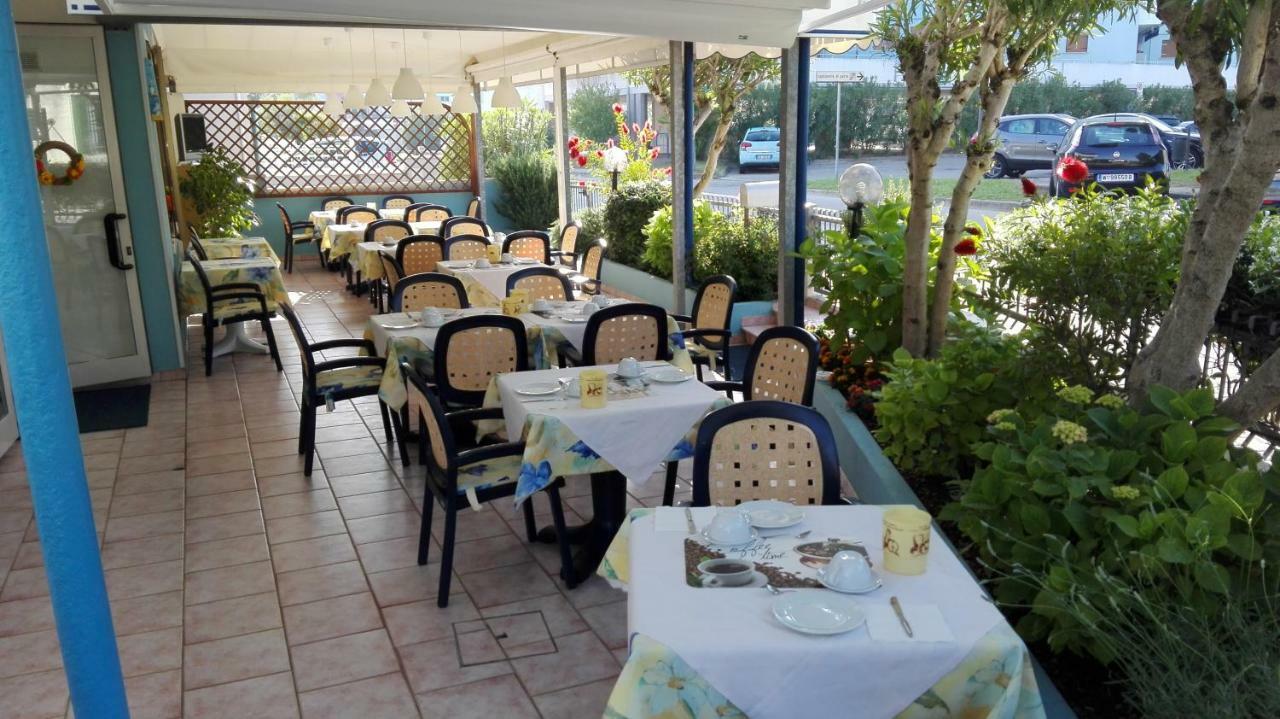 Albergo Elena Garni Caorle Kültér fotó